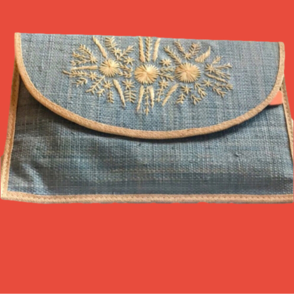 Summer Clutch — NWOT